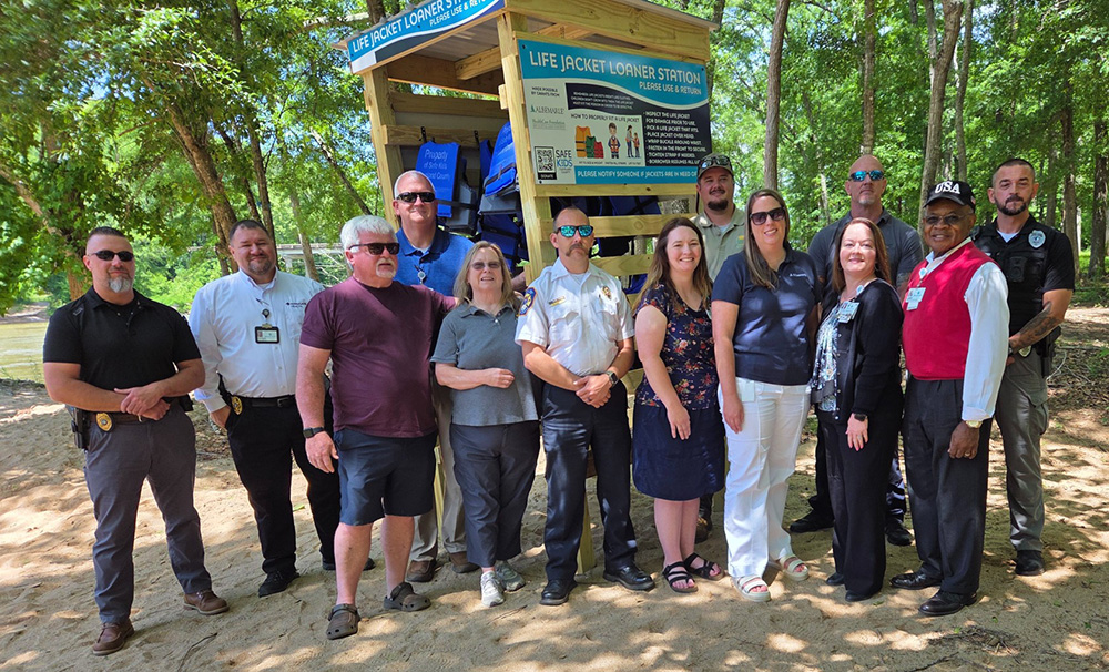 Life Jacket Loaner Station Dedication